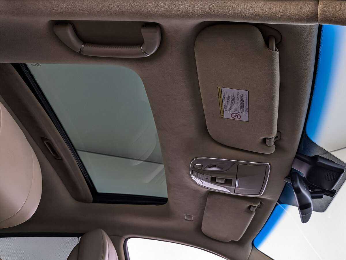 Hyundai Equus 2012 года с пробегом. Фото: #17