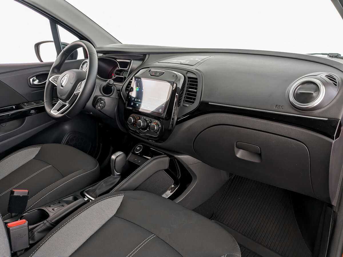 Б/У Рено Каптюр 2022 года. Фото: #7