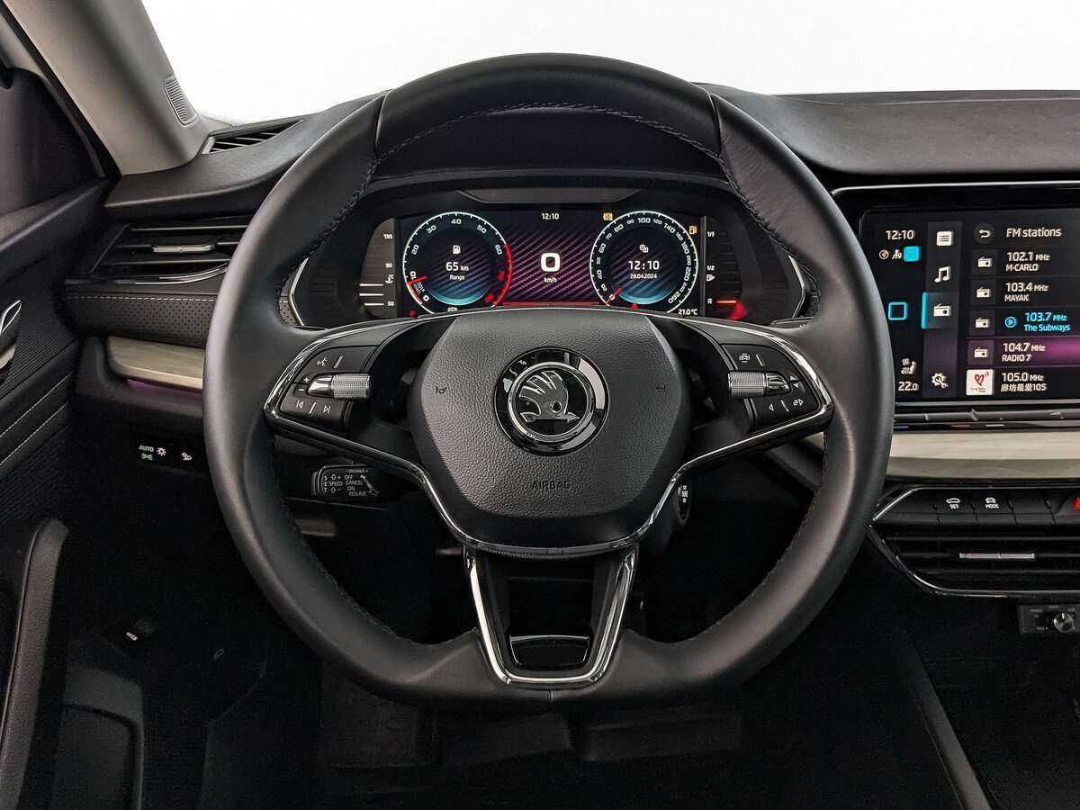 Skoda Octavia 2023 года с пробегом. Фото: #16