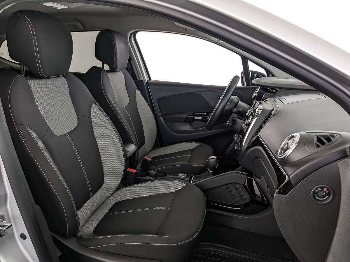 Б/У Рено Каптюр 2020 года. Фото: #18