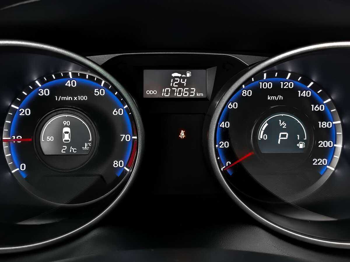 Б/У Хендай ай-икс35 2015 года. Фото: #15