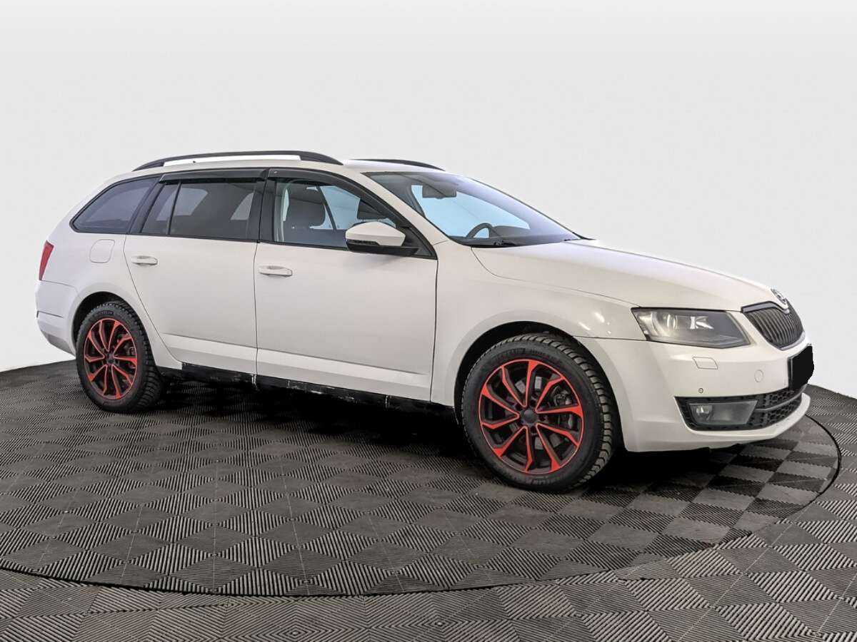 Б/У Шкода Октавия 2014 года. Фото: #1