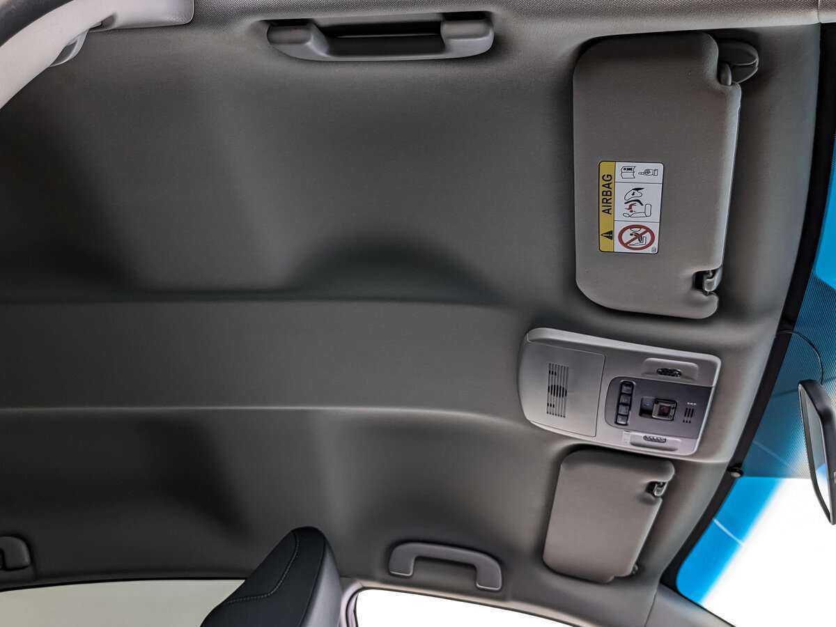 Toyota Camry 2021 года с пробегом. Фото: #19