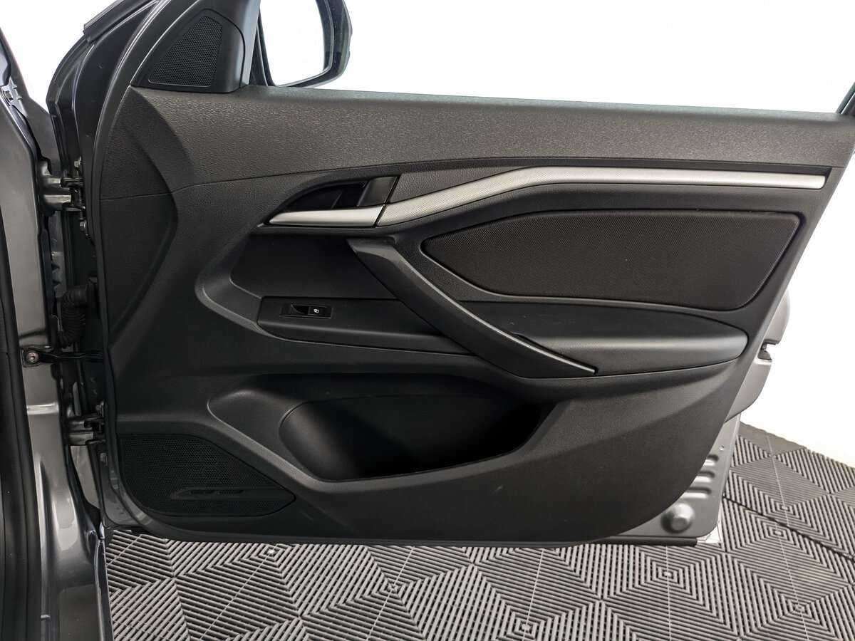 Б/У Лада (ВАЗ) Веста 2021 года. Фото: #19