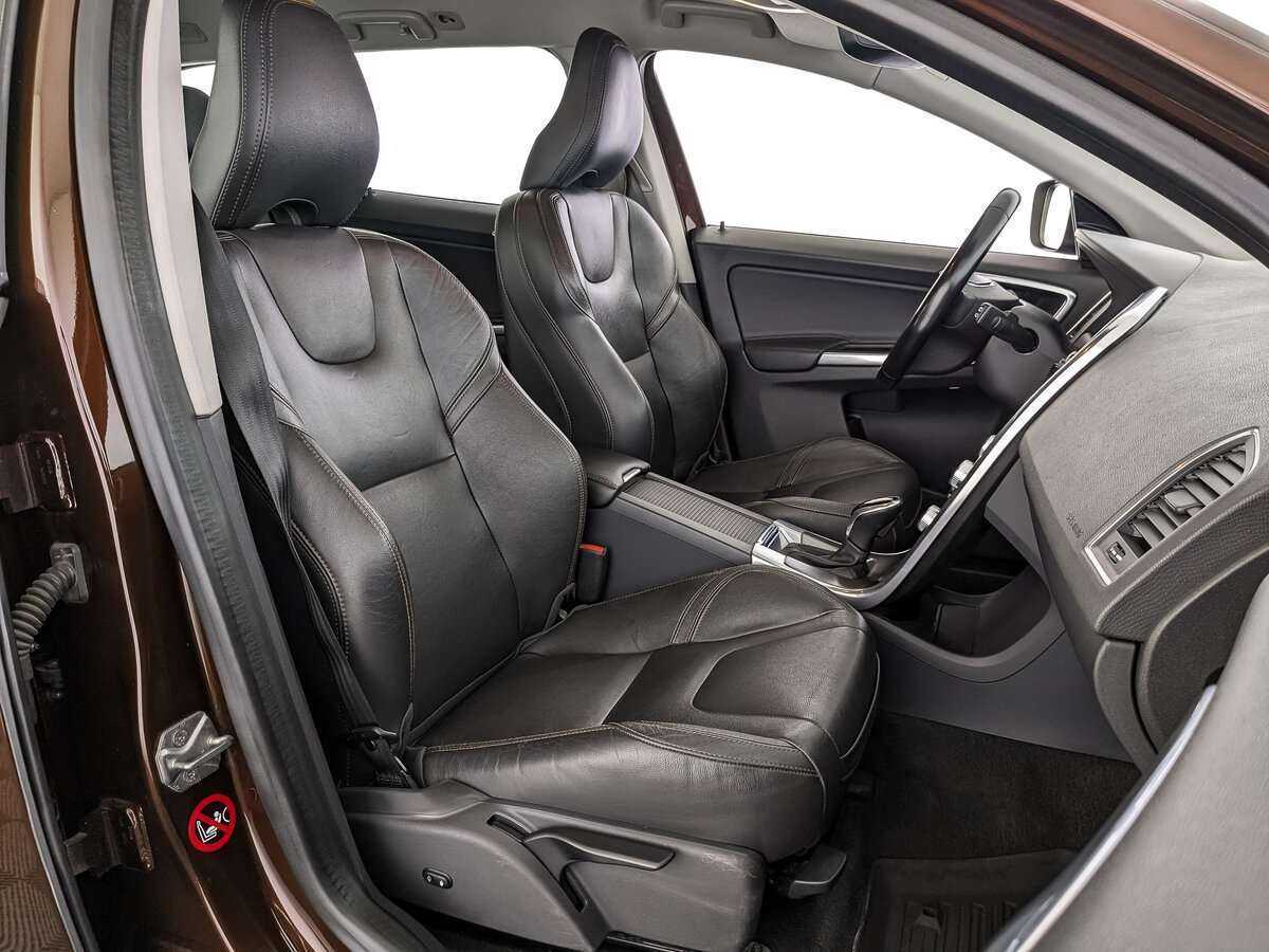 Volvo XC60 2015 года с пробегом. Фото: #19