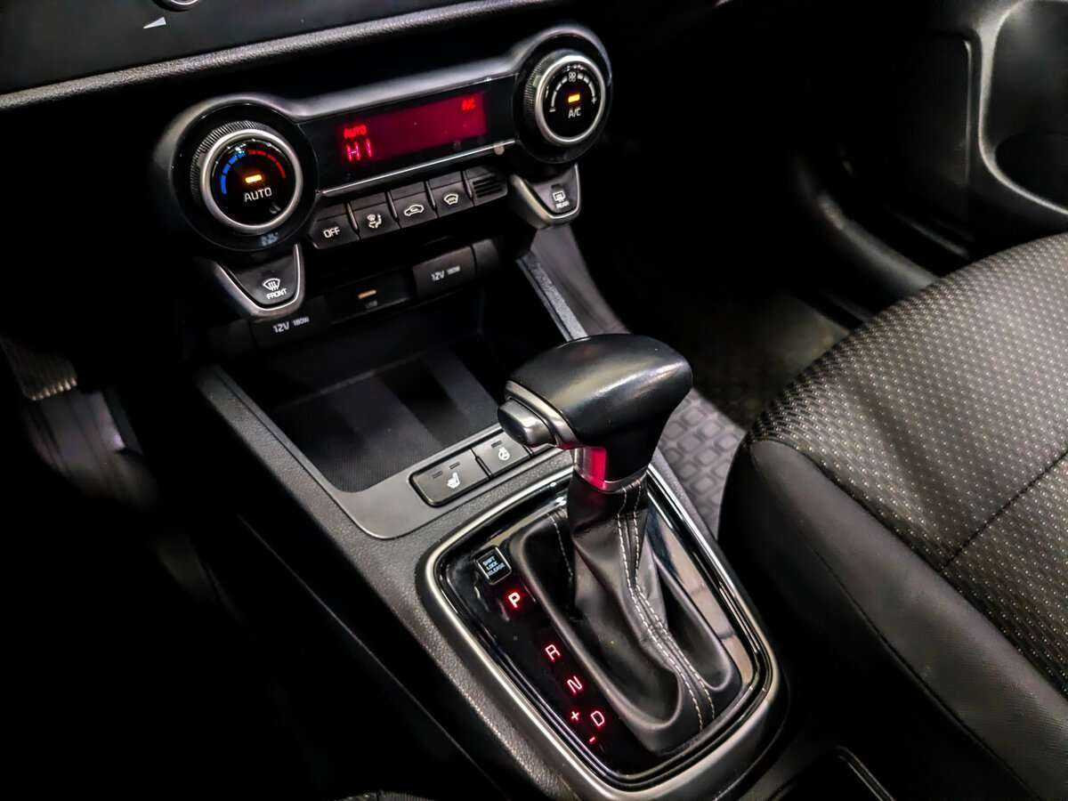 Б/У Киа Рио 2021 года. Фото: #19