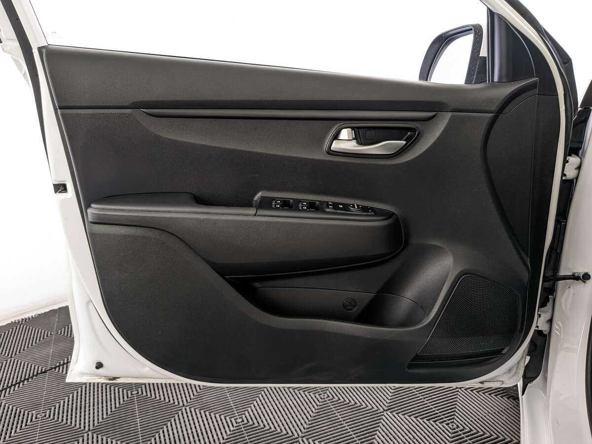 Б/У Киа Рио 2021 года. Фото: #14