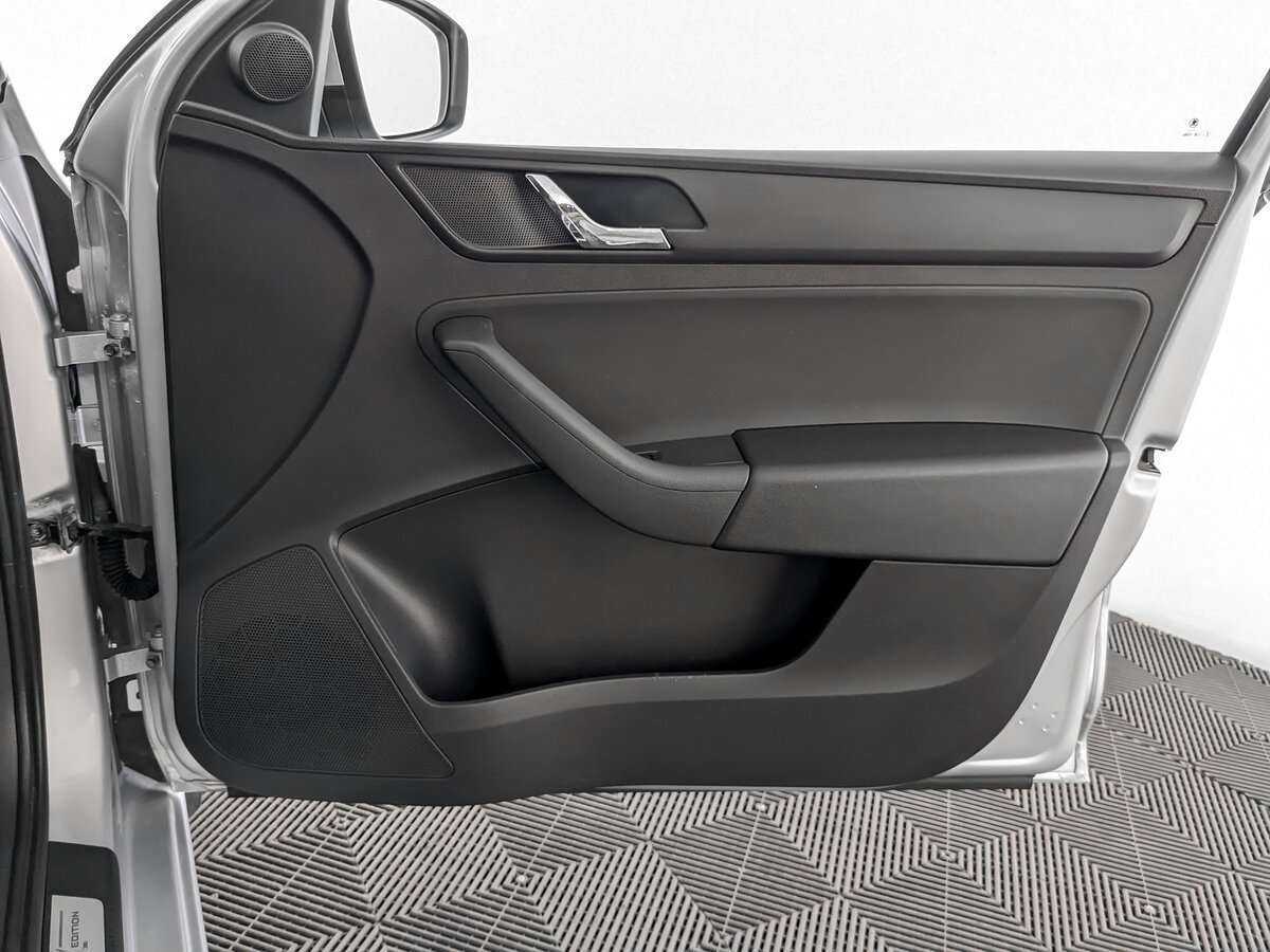 Б/У Шкода Рапид 2016 года. Фото: #18