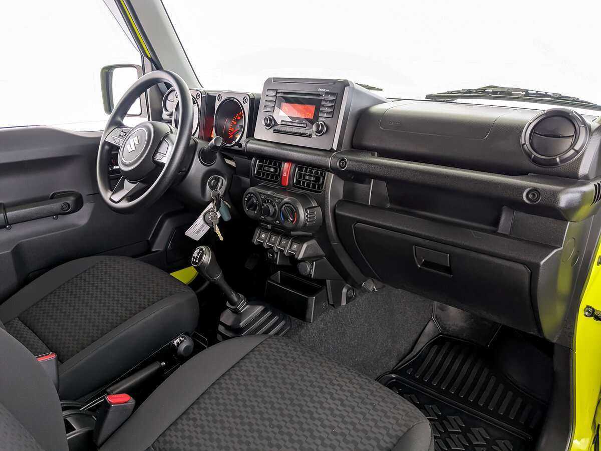 Suzuki Jimny 2019 года с пробегом. Фото: #8