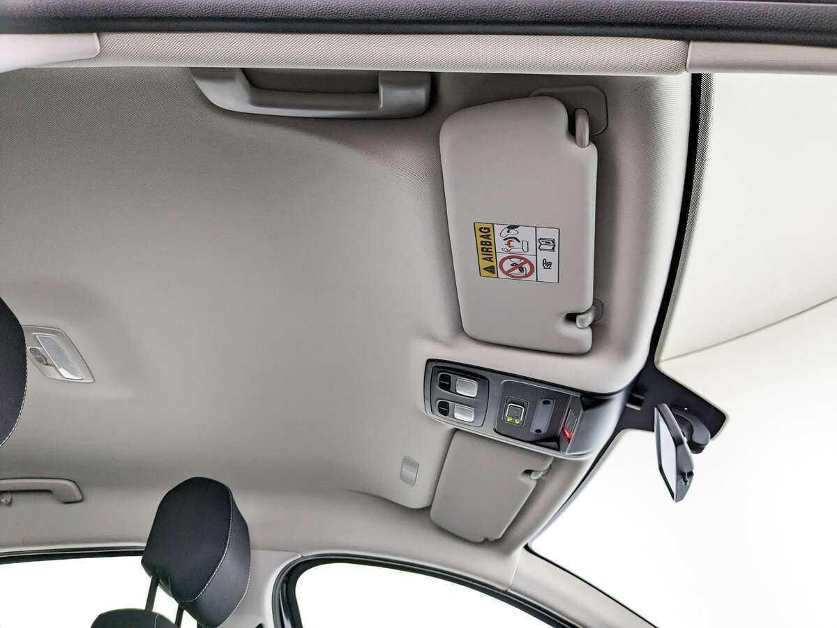 Б/У Рено Аркана 2022 года. Фото: #16