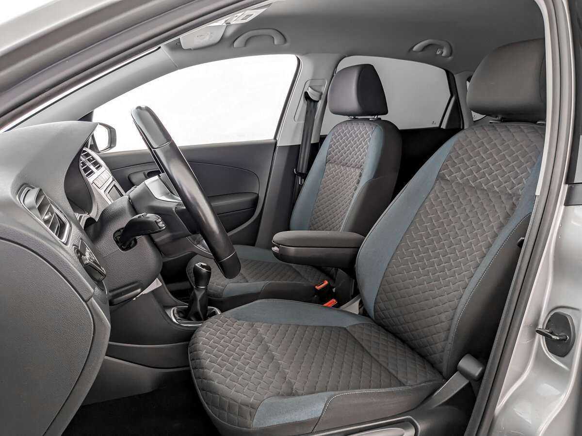 Б/У Фольксваген Поло 2019 года. Фото: #18