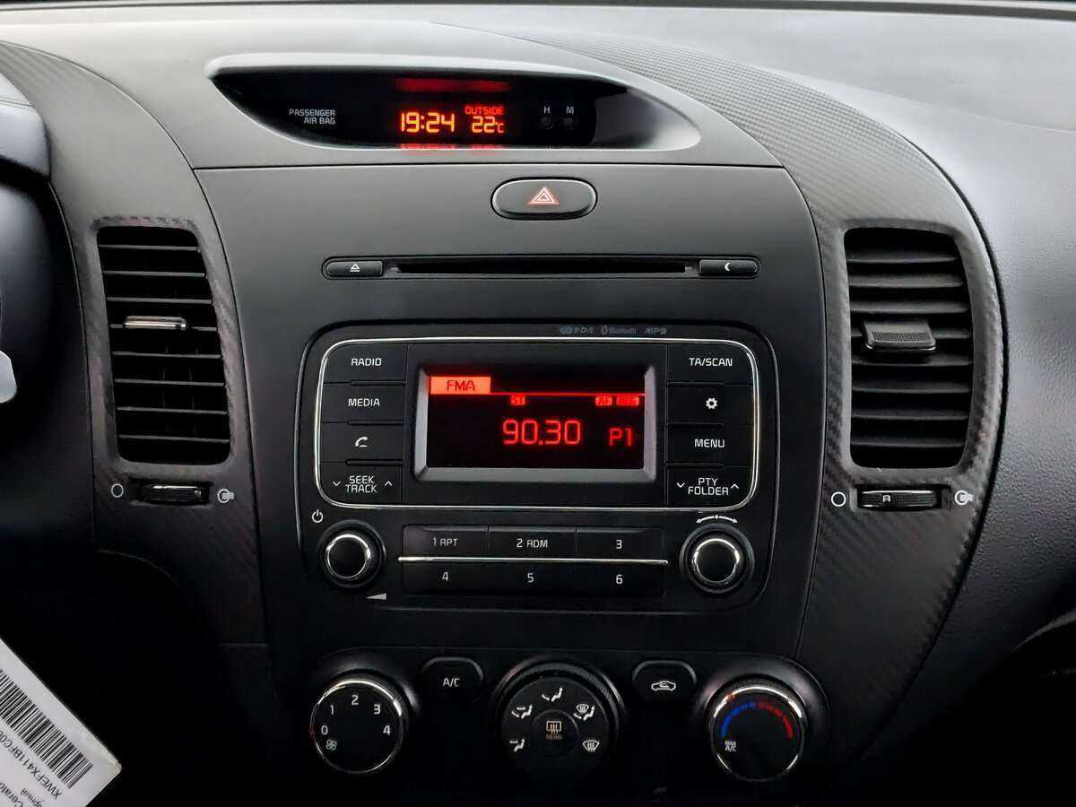 Б/У Киа Церато 2015 года. Фото: #12