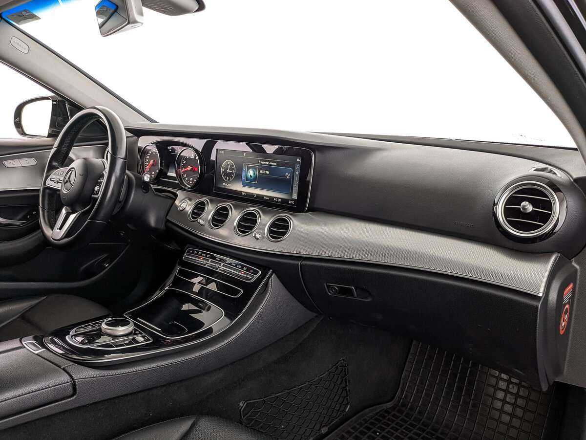 Mercedes-Benz E-Класс 2018 года с пробегом. Фото: #8