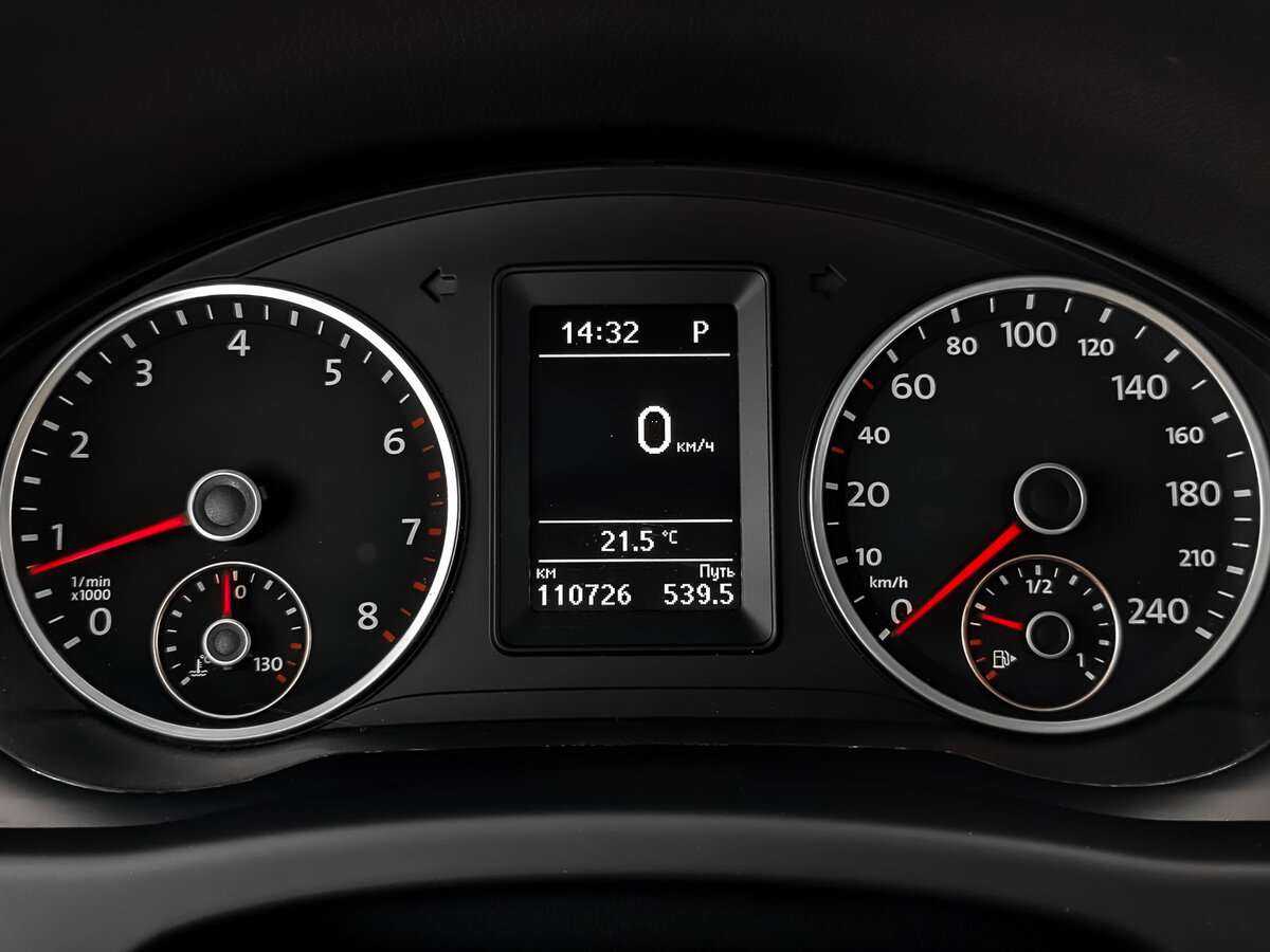 Б/У Фольксваген Тигуан 2015 года. Фото: #11