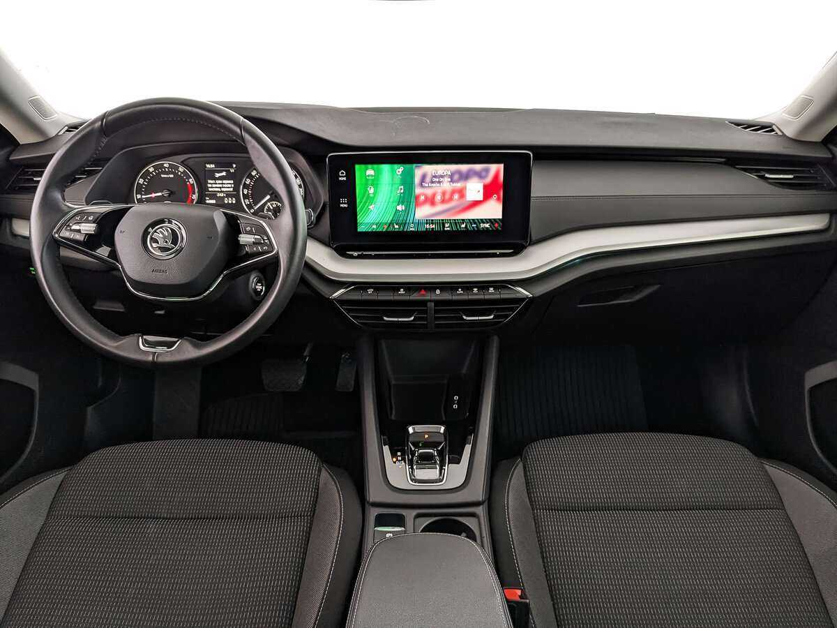 Skoda Octavia 2021 года с пробегом. Фото: #8