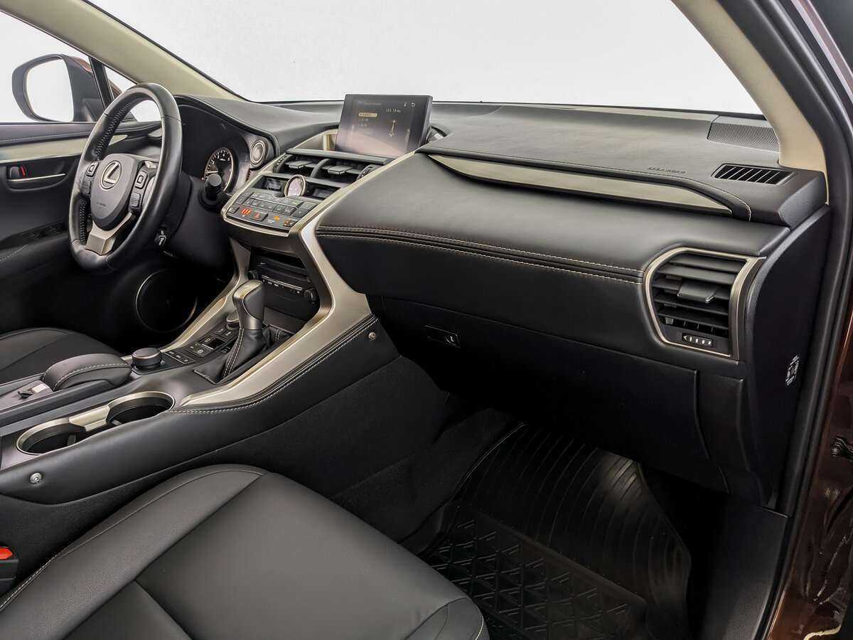 Lexus NX 2017 года с пробегом. Фото: #8