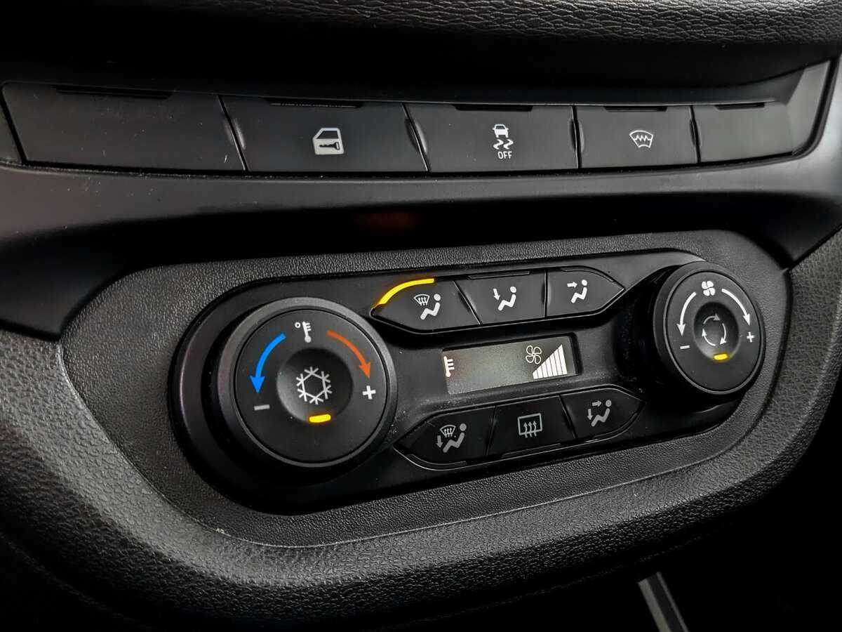 Б/У Лада (ВАЗ) Веста 2021 года. Фото: #19