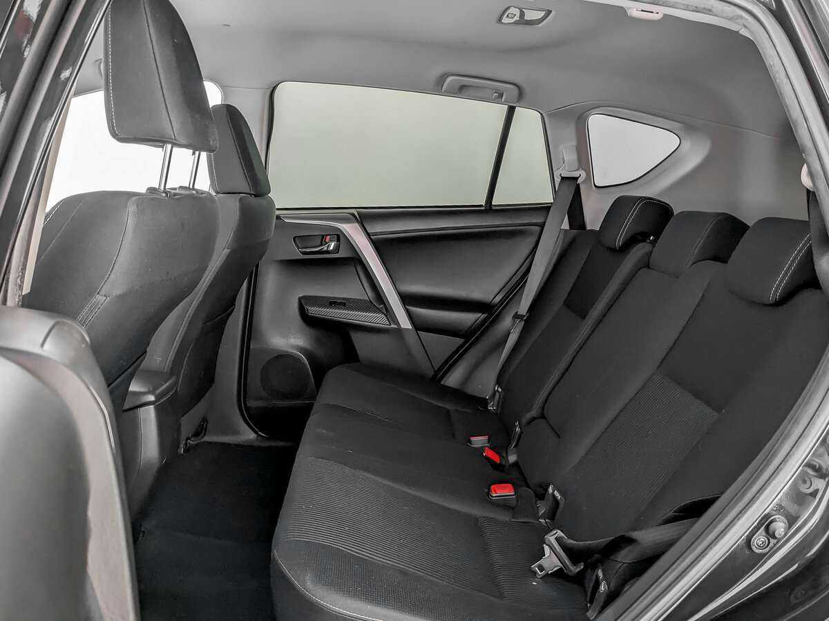 Б/У Тойота Рав4 2014 года. Фото: #8