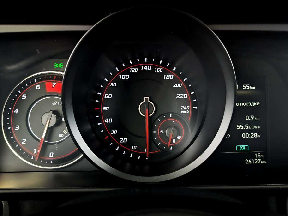 Hyundai Elantra 2022 года с пробегом. Фото: #12