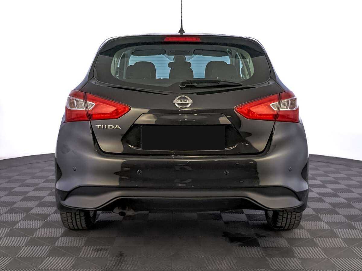Б/У Ниссан Тиида 2015 года. Фото: #5
