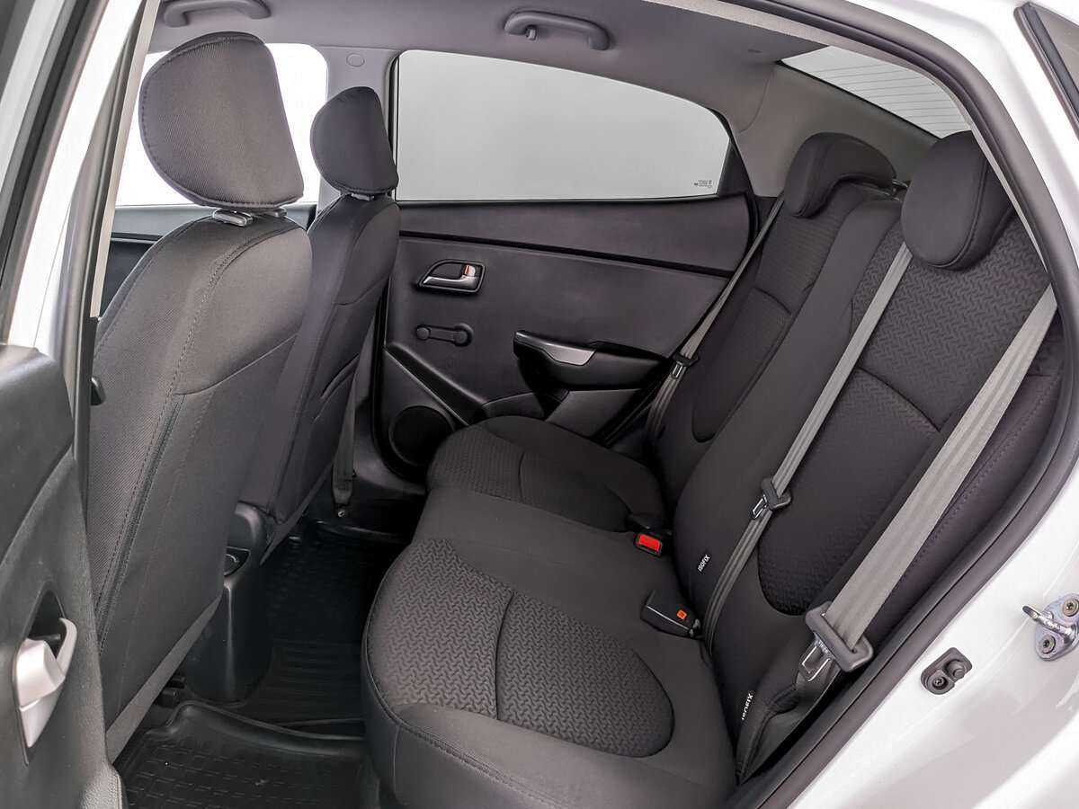 Б/У Киа Рио 2016 года. Фото: #9