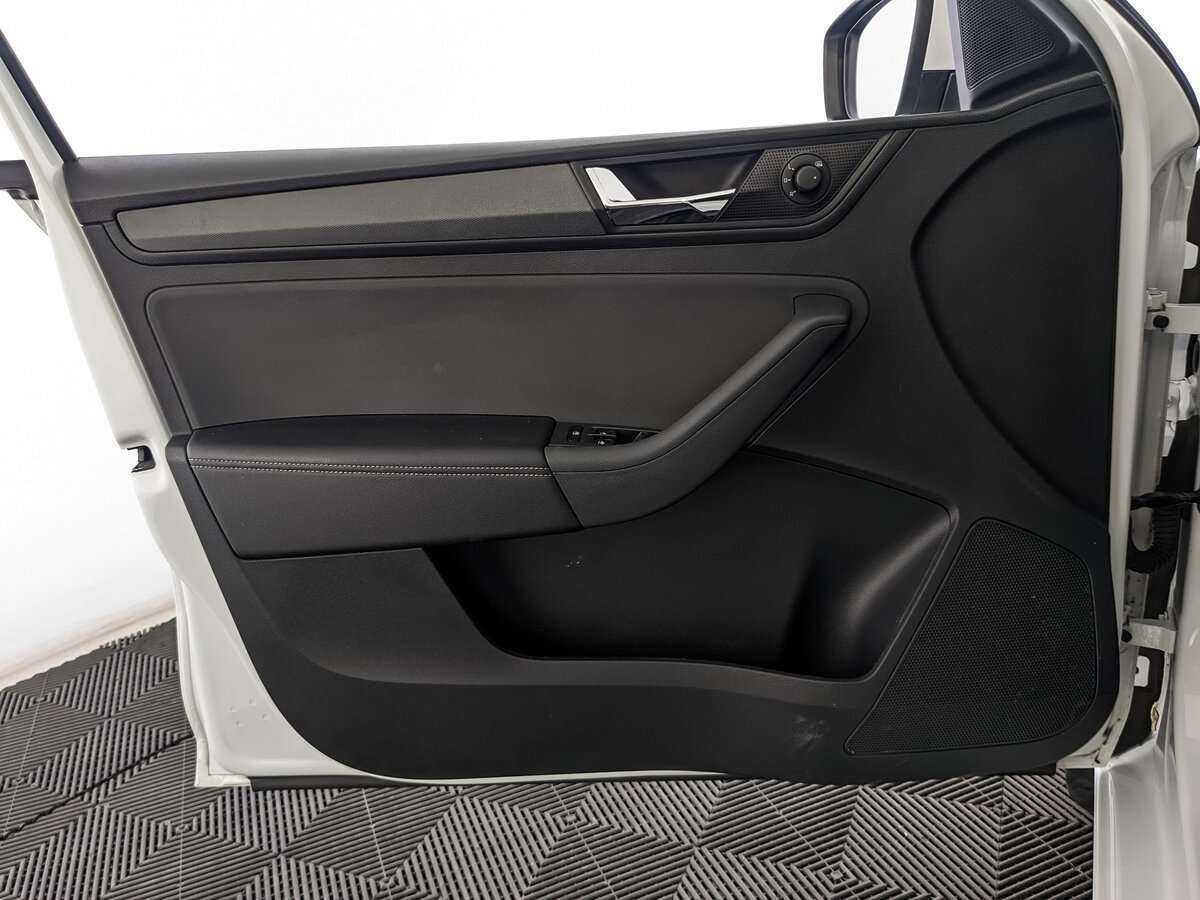 Б/У Шкода Рапид 2020 года. Фото: #14