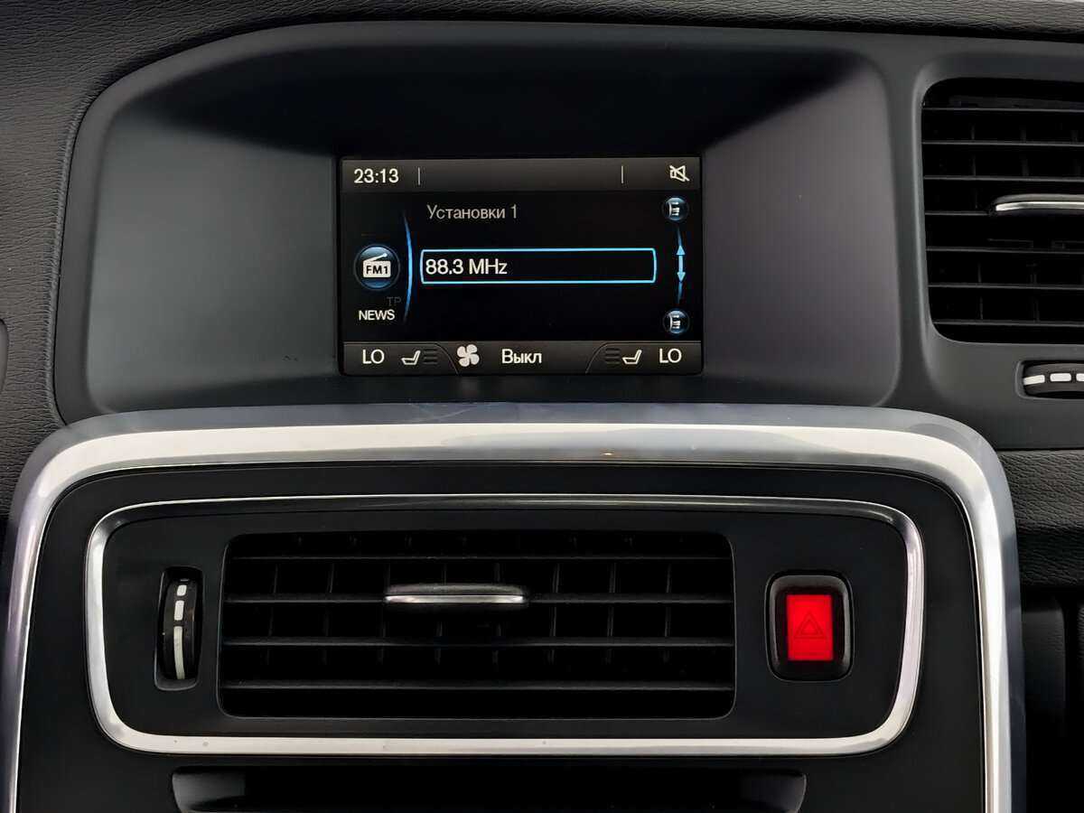 Б/У Вольво С60 2015 года. Фото: #20