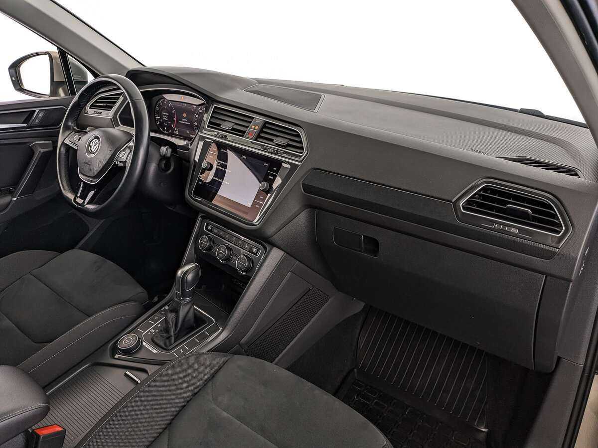 Volkswagen Tiguan 2018 года с пробегом. Фото: #8