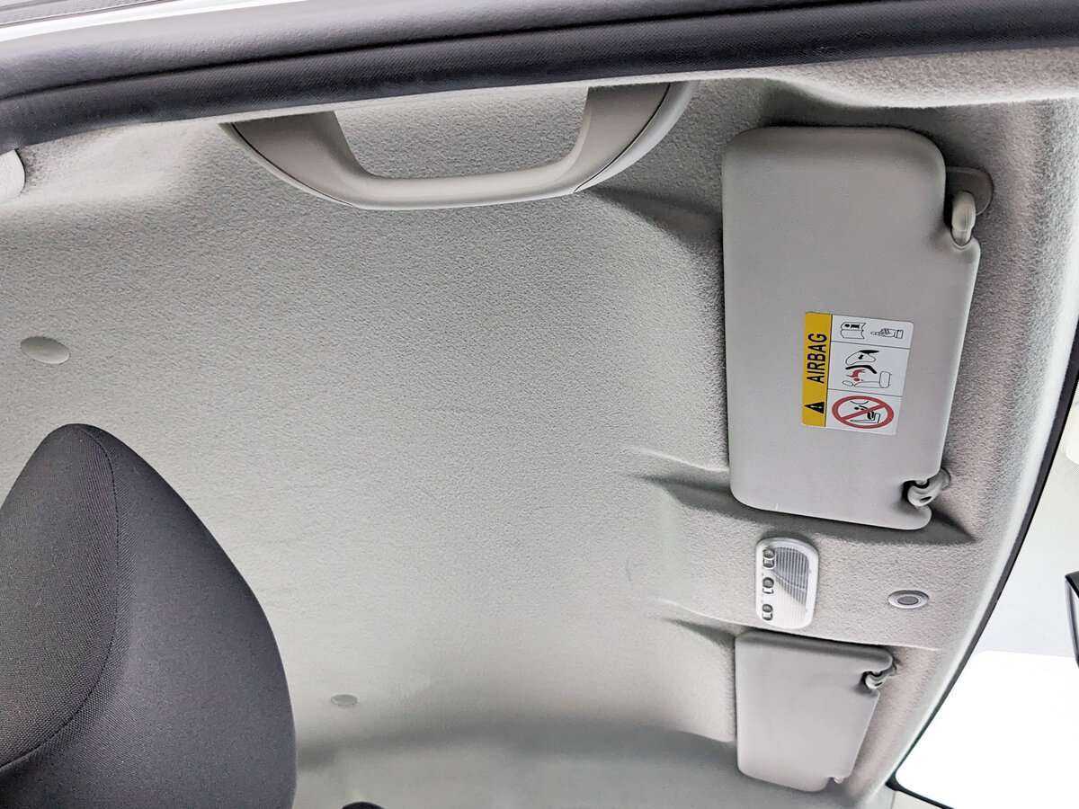 Б/У Рено Логан 2017 года. Фото: #17