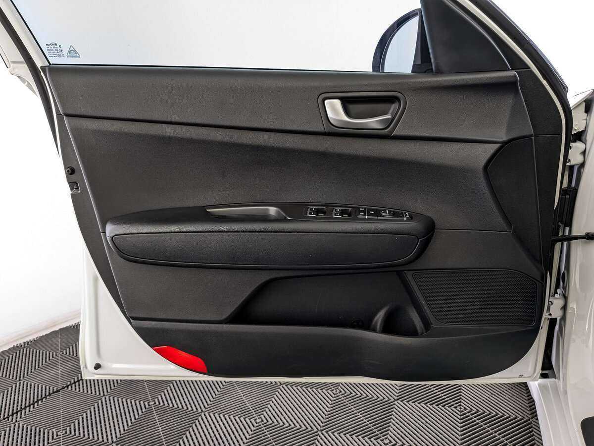 Б/У Киа Оптима 2019 года. Фото: #14