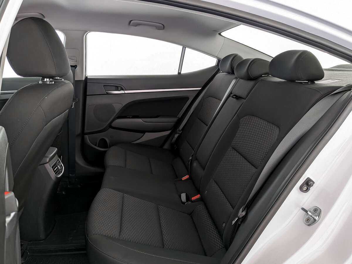 Б/У Хендай Елантра 2020 года. Фото: #9