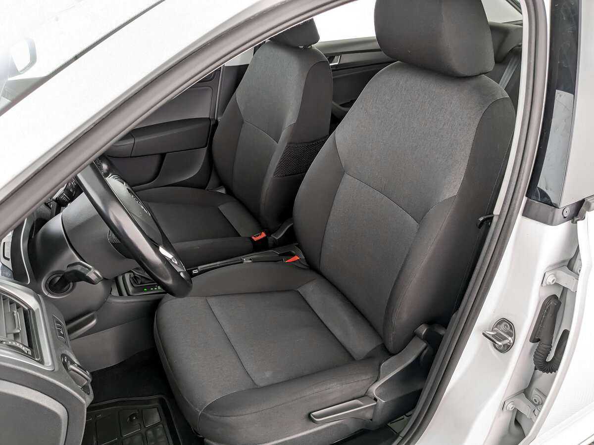 Б/У Шкода Рапид 2018 года. Фото: #19