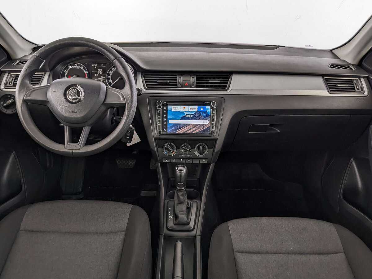 Б/У Шкода Рапид 2018 года. Фото: #9