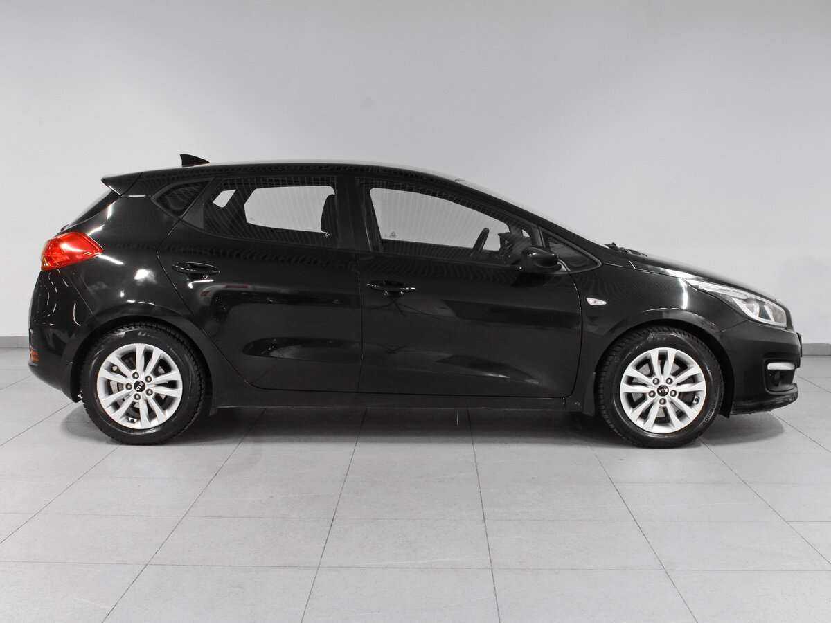 Б/У Киа Сид 2017 года. Фото: #3