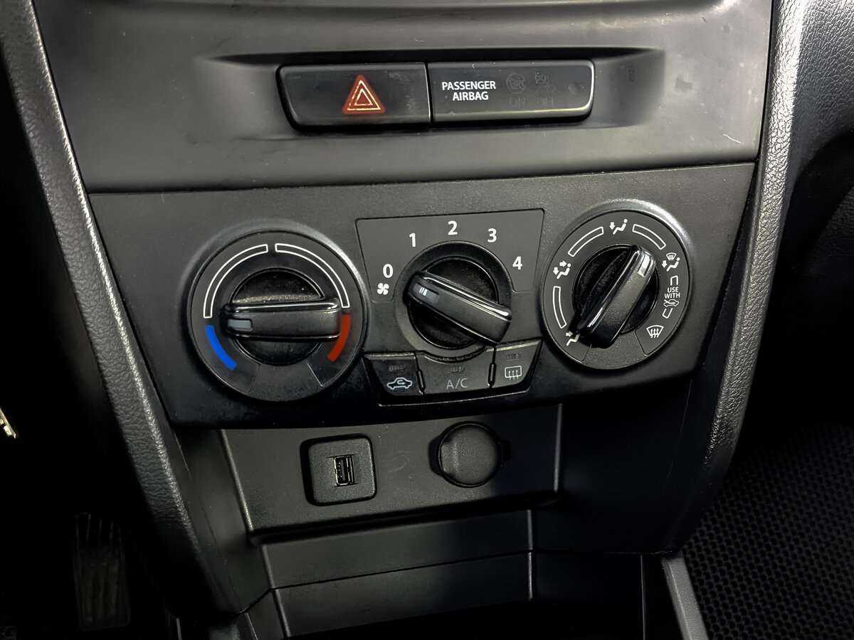 Б/У Сузуки Витара 2019 года. Фото: #25