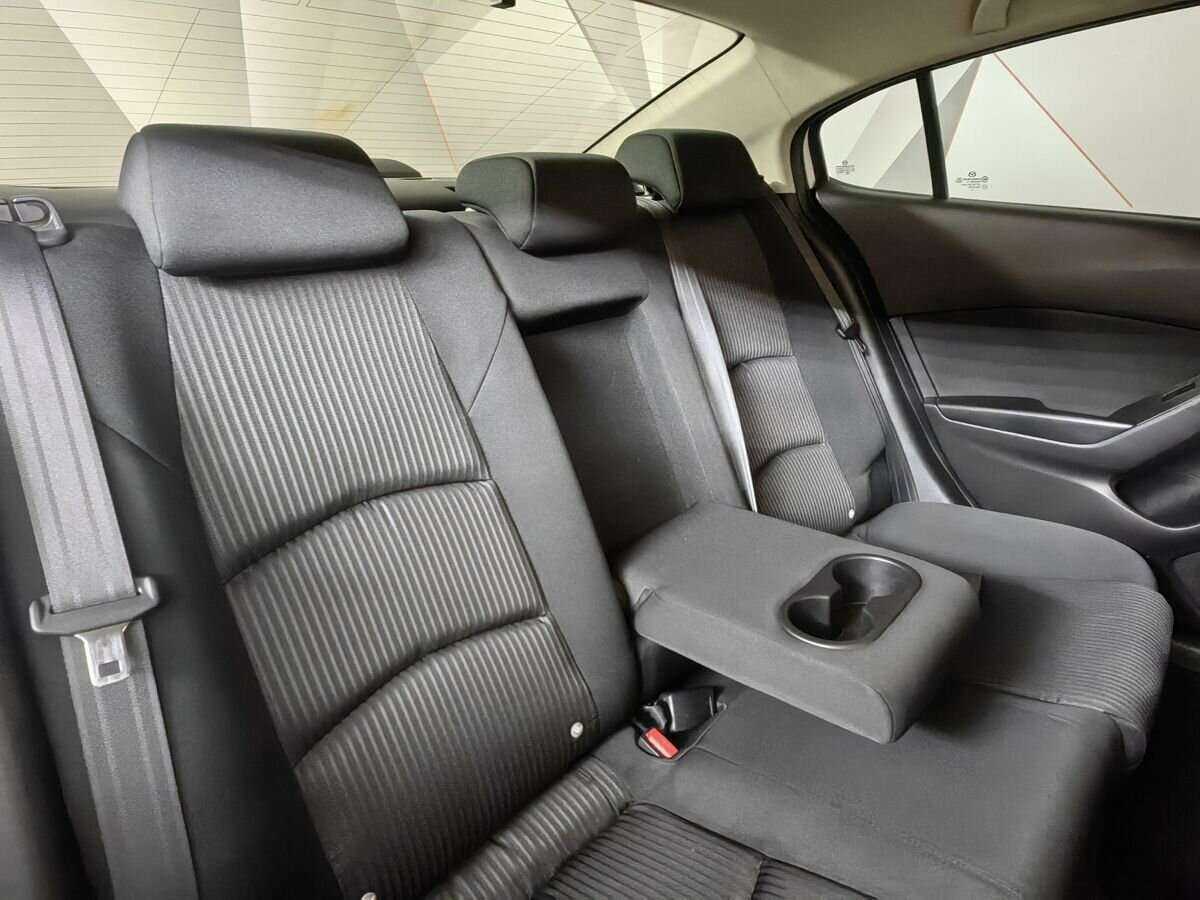 Б/У Мазда 3 2014 года. Фото: #11