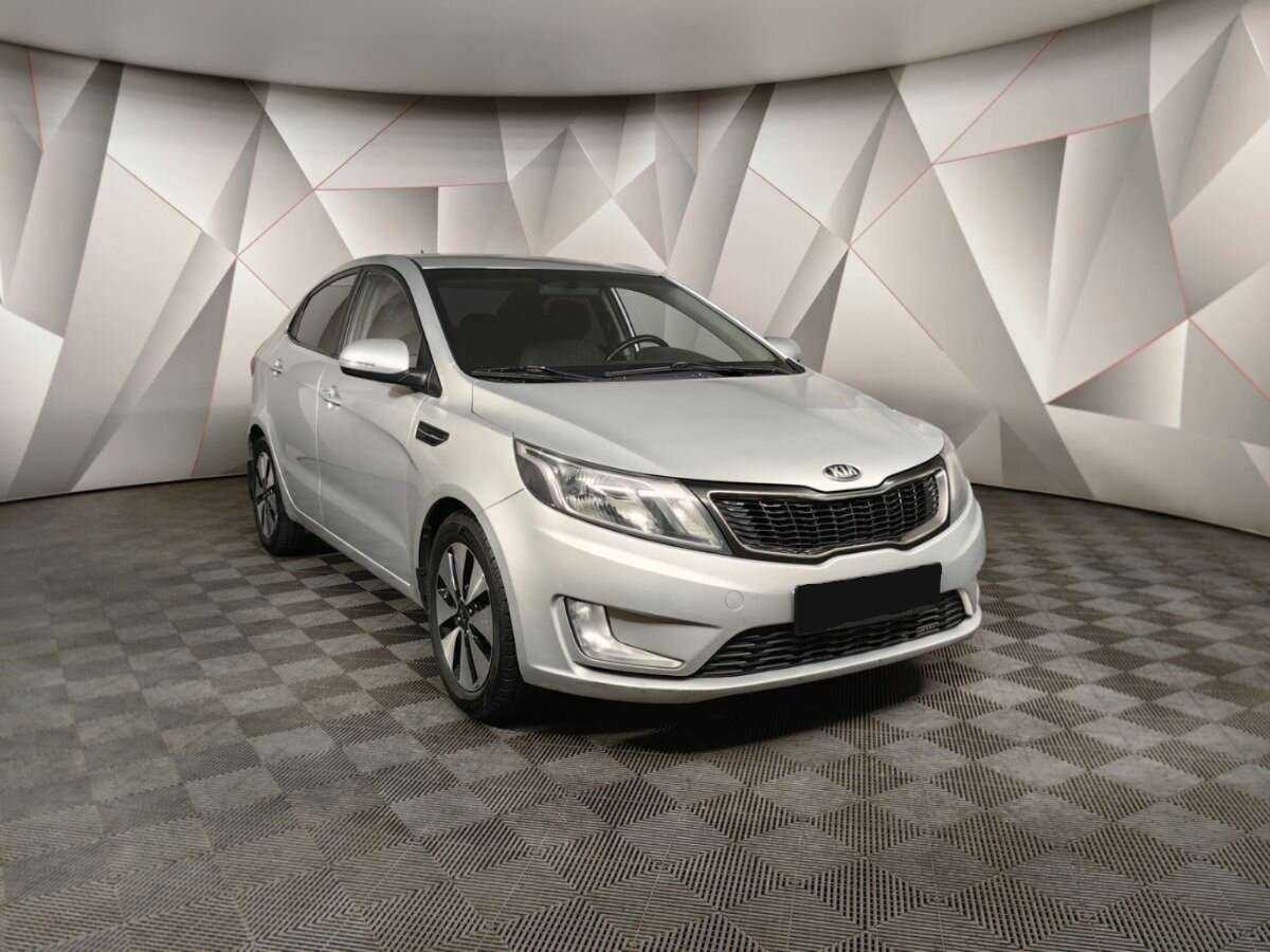 Б/У Киа Рио 2014 года. Фото: #1