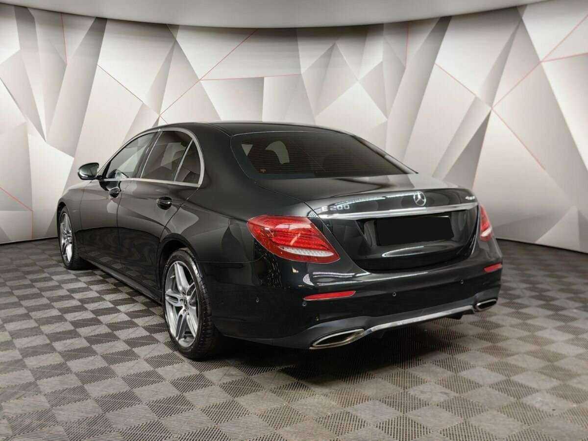 Mercedes-Benz E-Класс 2017 года с пробегом. Фото: #3