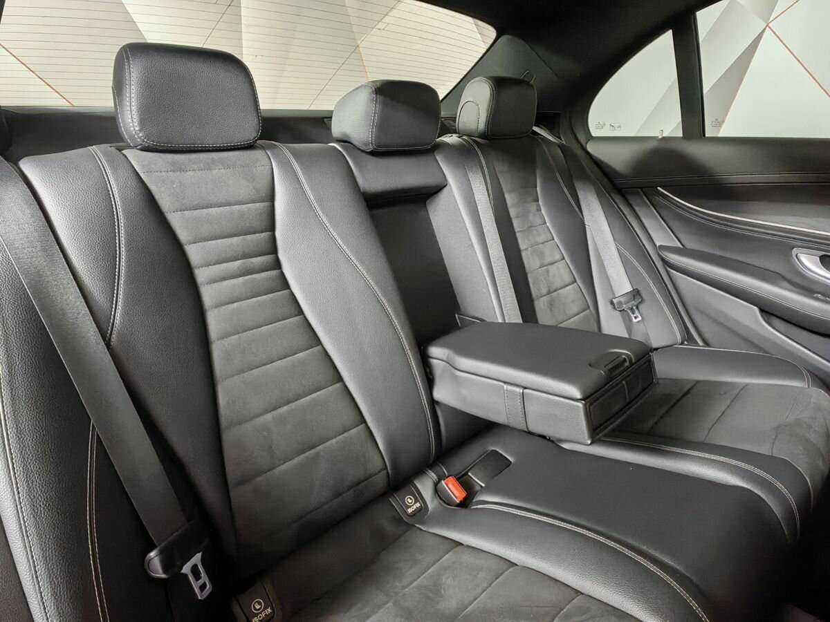 Mercedes-Benz E-Класс 2016 года с пробегом. Фото: #9