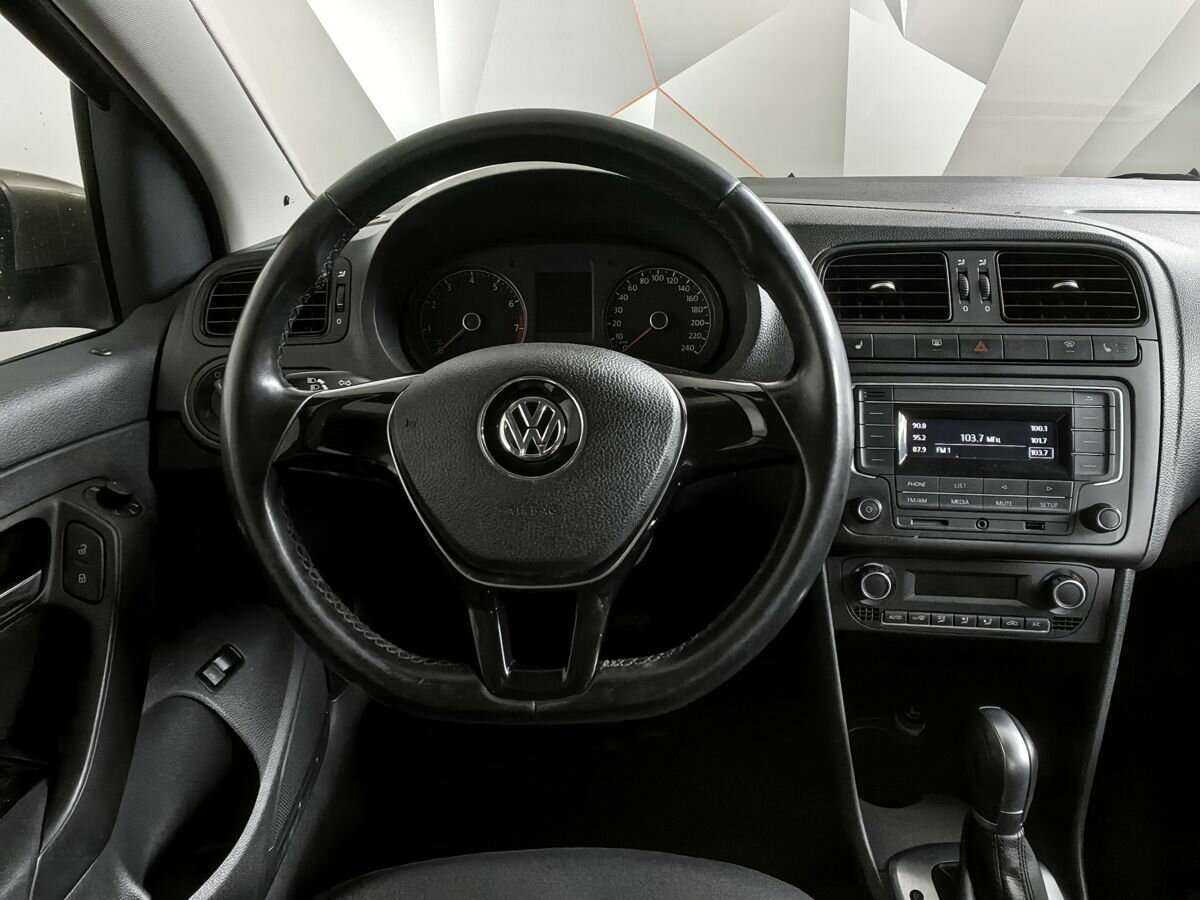 Б/У Фольксваген Поло 2016 года. Фото: #14