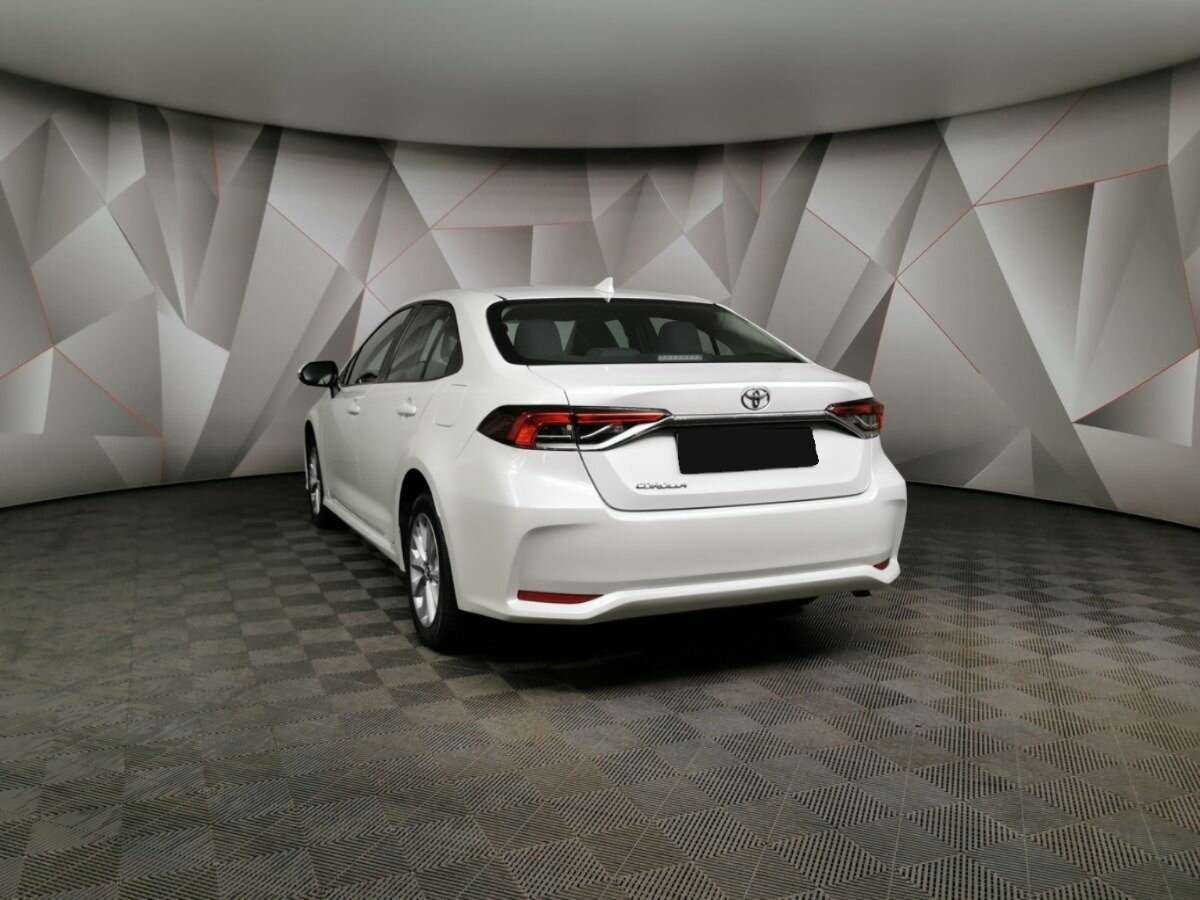 Б/У Тойота Королла 2019 года. Фото: #3