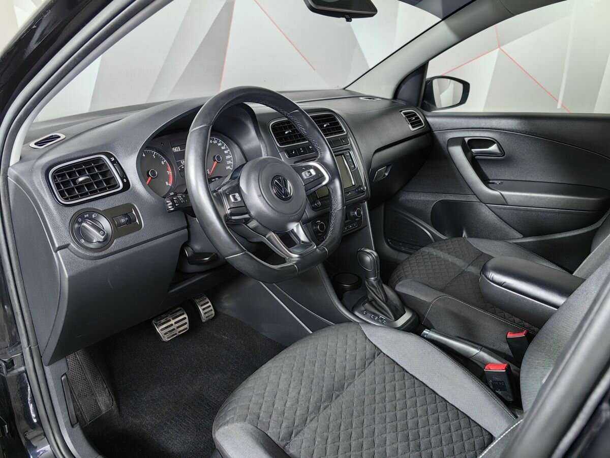 Б/У Фольксваген Поло 2018 года. Фото: #13