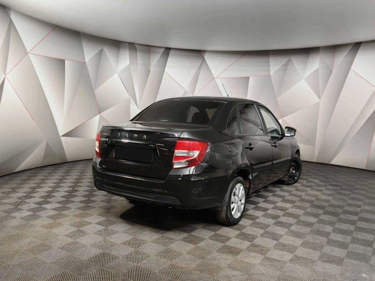 Б/У Лада (ВАЗ) Гранта 2021 года. Фото: #1