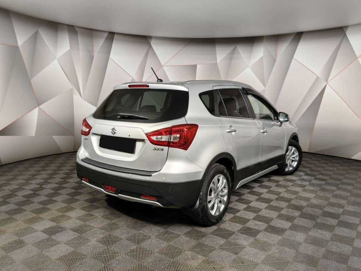 Suzuki SX4 2021 года с пробегом. Фото: #1