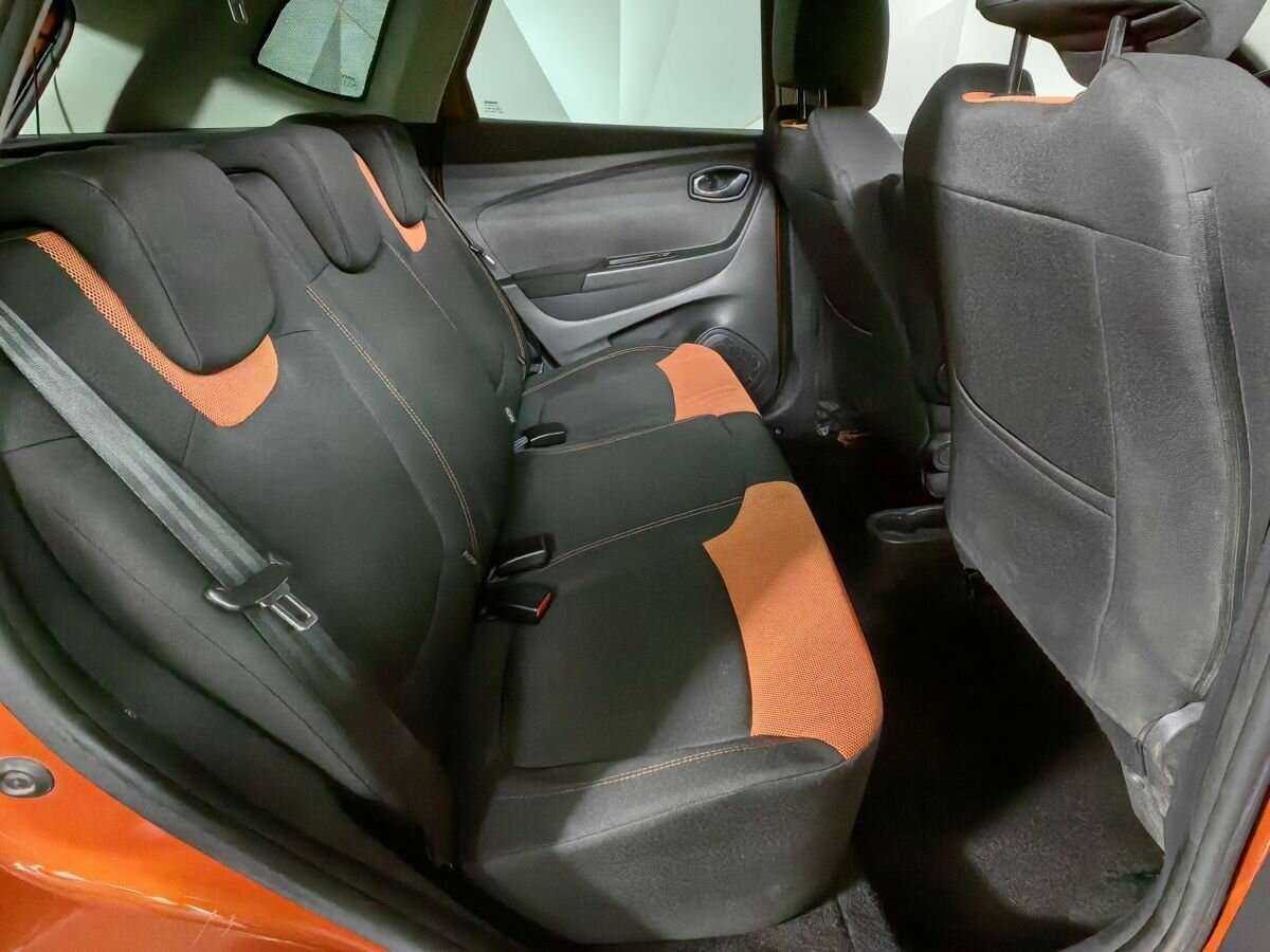 Б/У Рено Каптюр 2017 года. Фото: #11