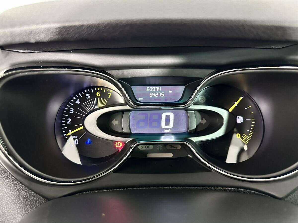 Б/У Рено Каптюр 2016 года. Фото: #11