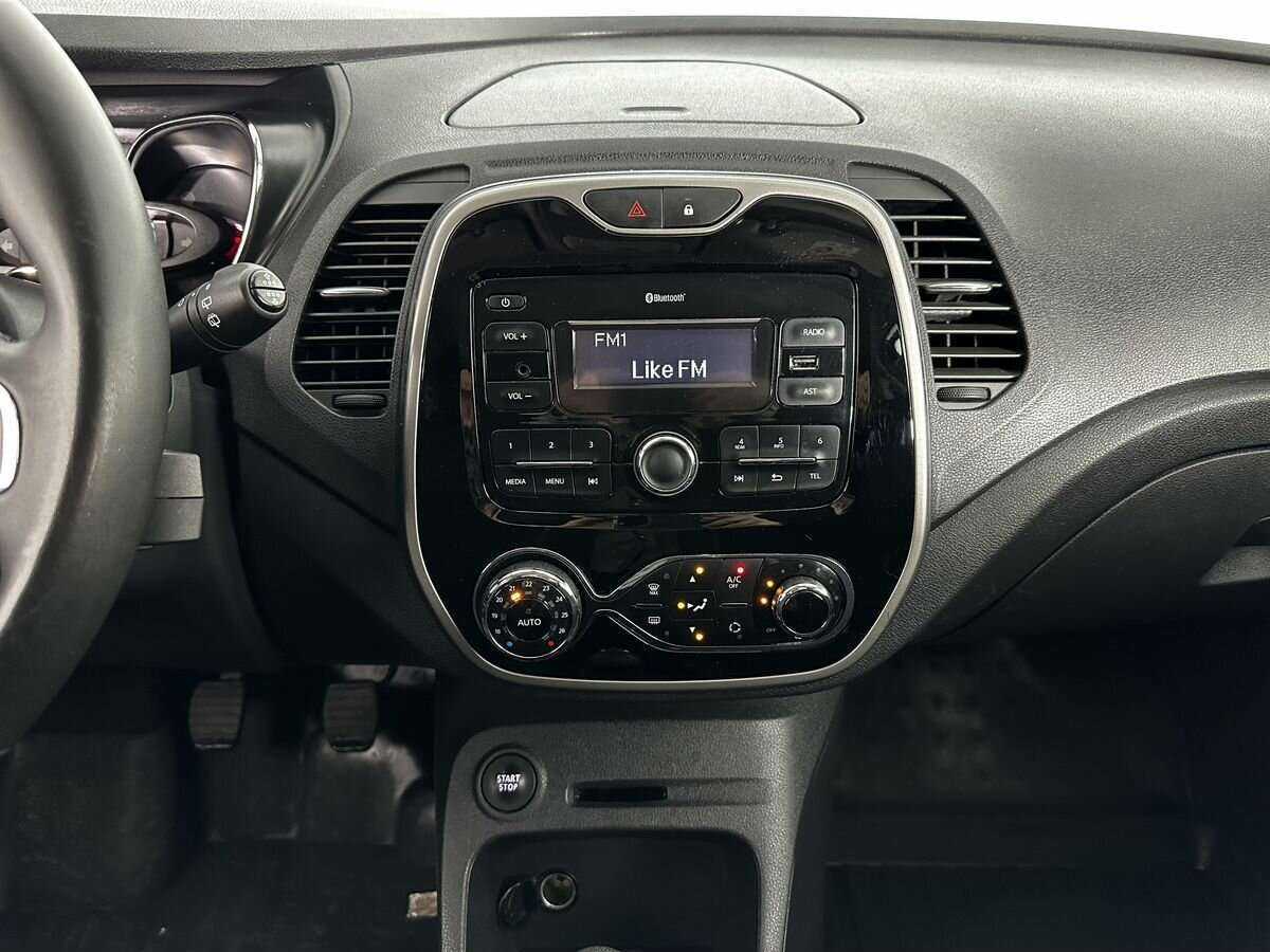 Б/У Рено Каптюр 2017 года. Фото: #11