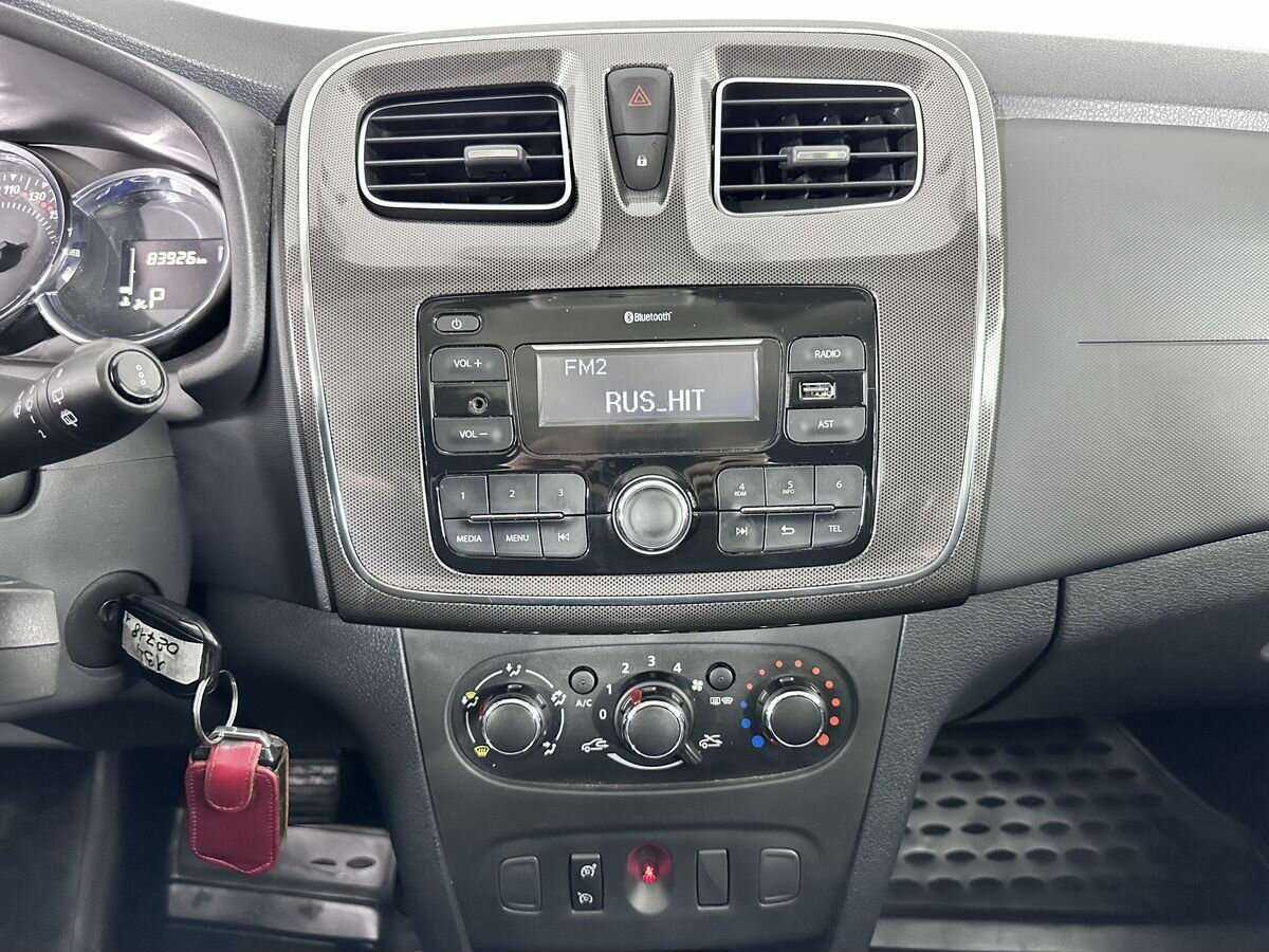 Б/У Рено Сандеро 2019 года. Фото: #11