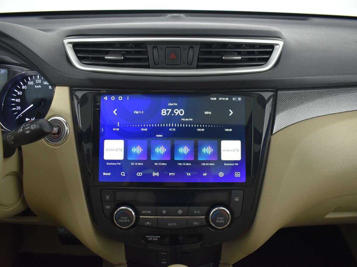 Б/У Ниссан Икс-Трейл 2016 года. Фото: #11