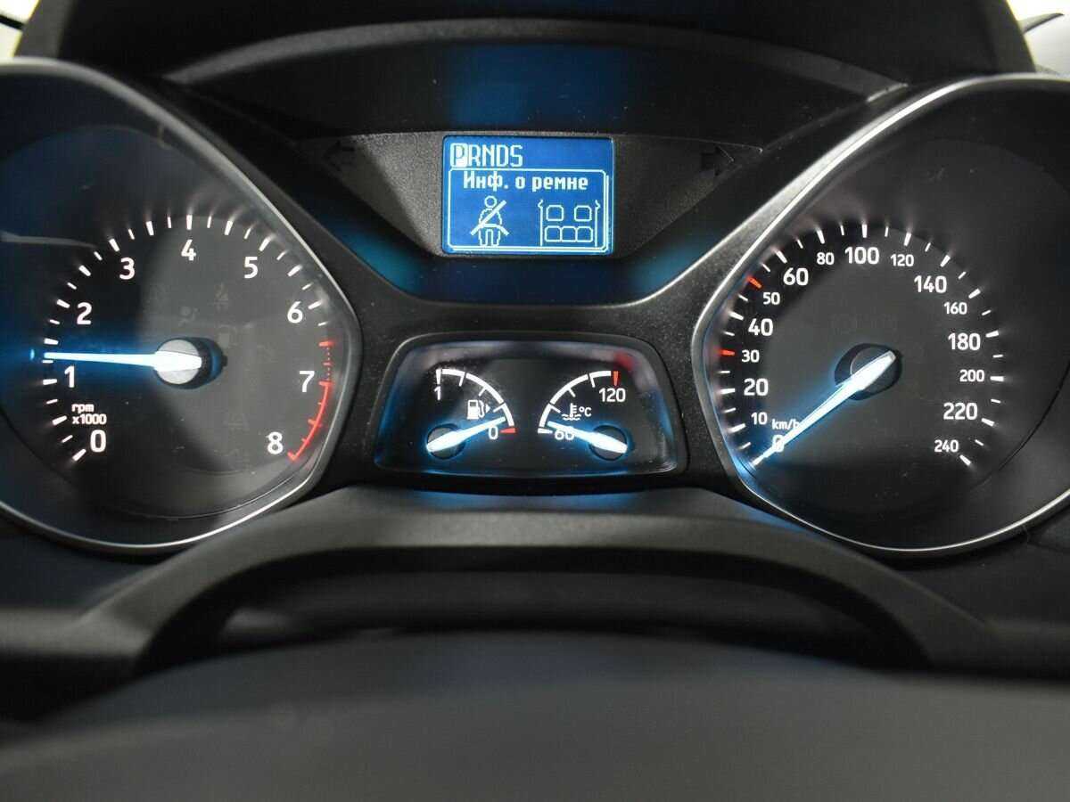 Б/У Форд Куга 2017 года. Фото: #11